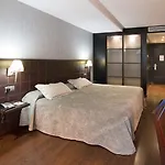 Iberik Santo Domingo Plaza 酒店 4*