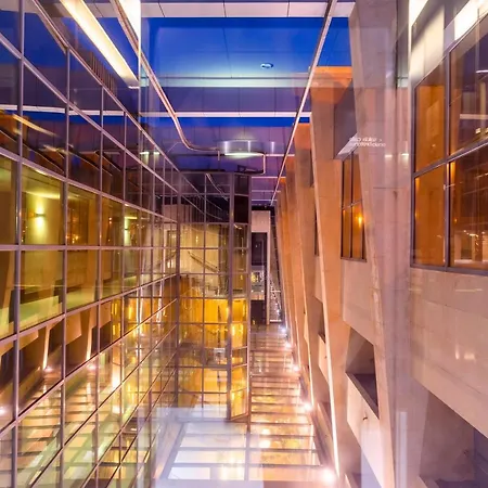 Iberik Santo Domingo Plaza 오비에도