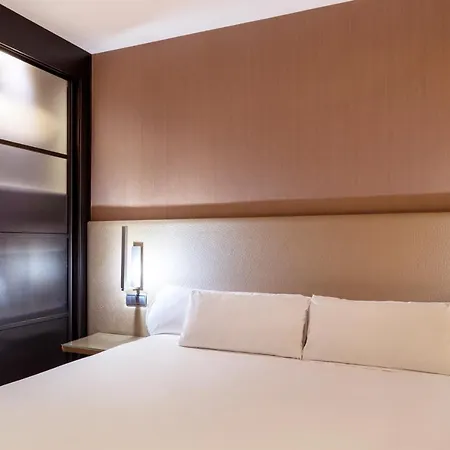 Iberik Santo Domingo Plaza Hotel