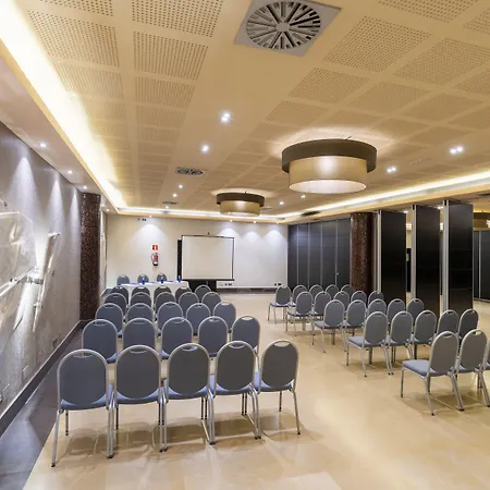 فندق Iberik Santo Domingo Plaza 4*