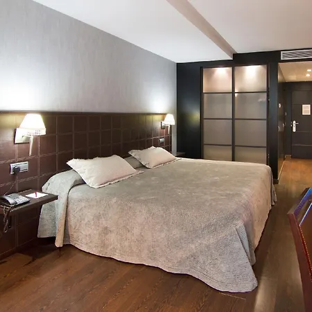 Iberik Santo Domingo Plaza Отель 4*