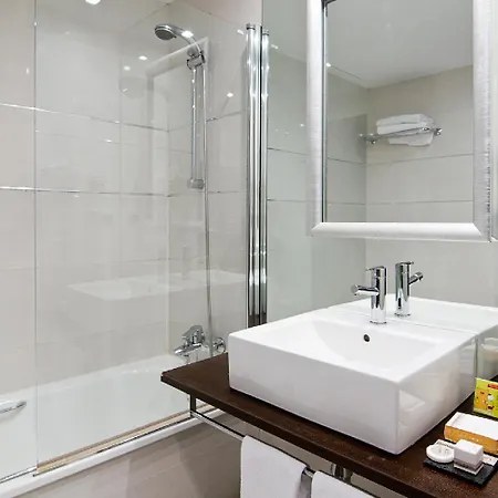 فندق Iberik Santo Domingo Plaza 4*