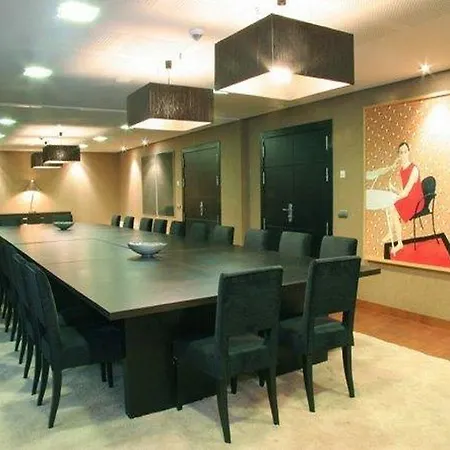 Iberik Santo Domingo Plaza 오비에도