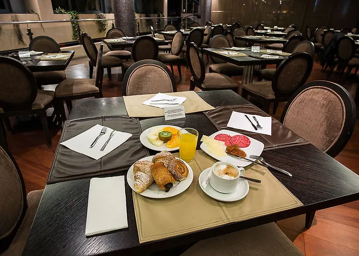 Iberik Santo Domingo Plaza 酒店 4*