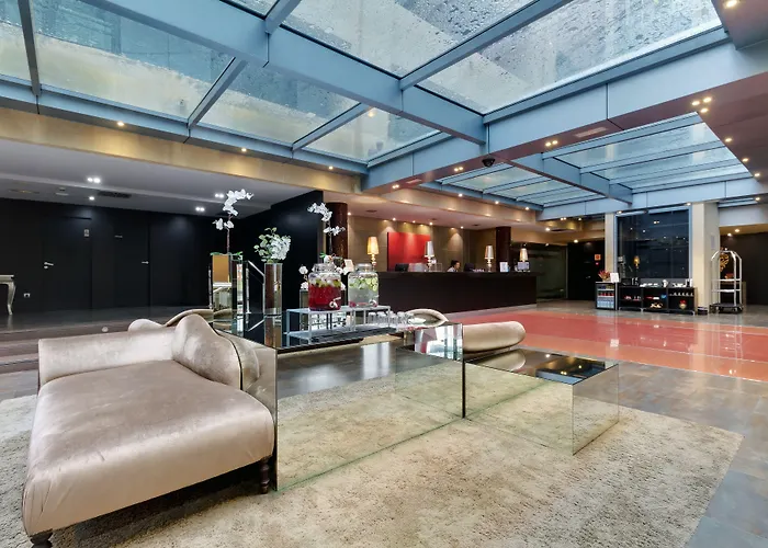 Iberik Santo Domingo Plaza