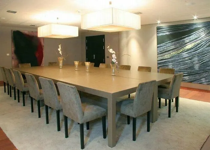 Iberik Santo Domingo Plaza